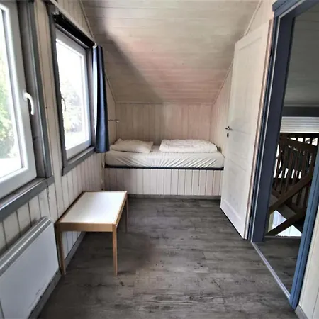 Holiday home Mirow In *