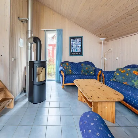 Skandinavisches In Mirow בית נופש *