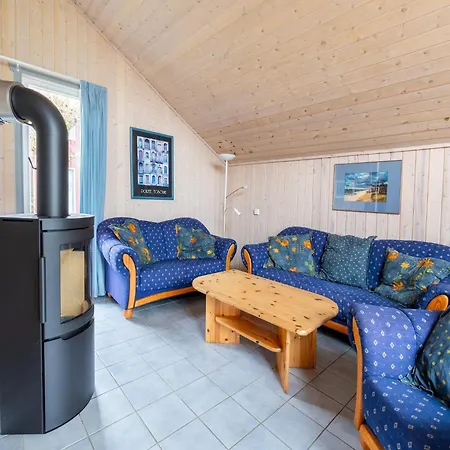 בית נופש Skandinavisches In Mirow